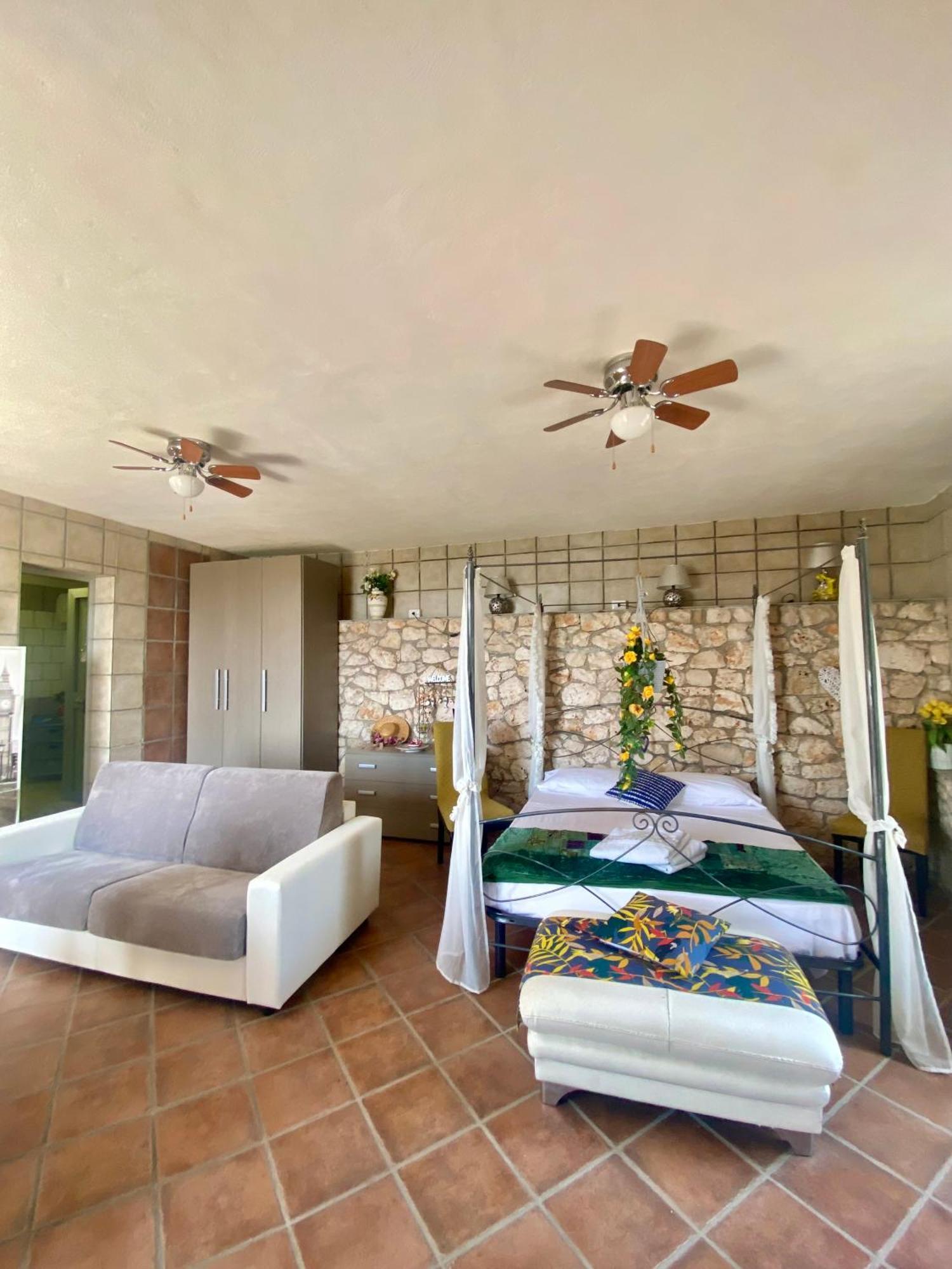 Stone Home - Sea & Landscape Marittima Extérieur photo